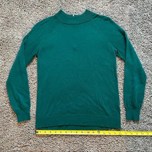 Vintage Green Mock-Neck Sweater - Picture 8 of 11